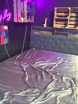 Shy-Ivy online show from 12-02-25, 11:11