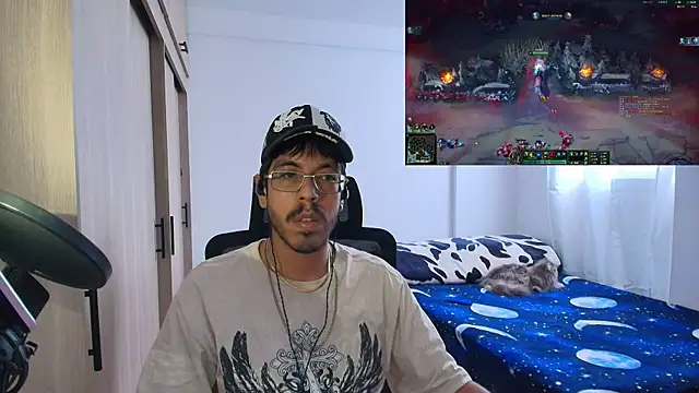 Snapshot of naitt_ chatting on 11-22-25, 08:41 naitt online show from 11-22-25, 08:41