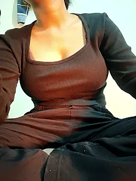 Only Lali online show from 01-10-26, 02:30