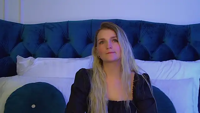 AnnyRaii online show from 02-26-26, 06:18