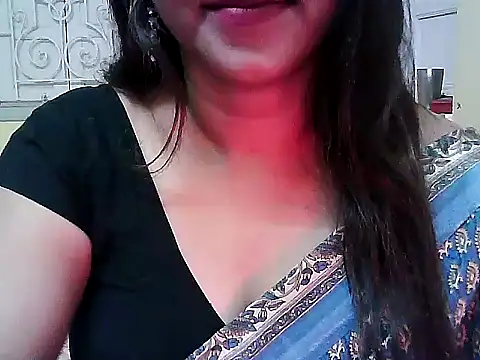 Snapshot of Cute_Neeharika chatting on 12-15-25, 12:31 Cute Neeharika online show from 12-15-25, 12:31