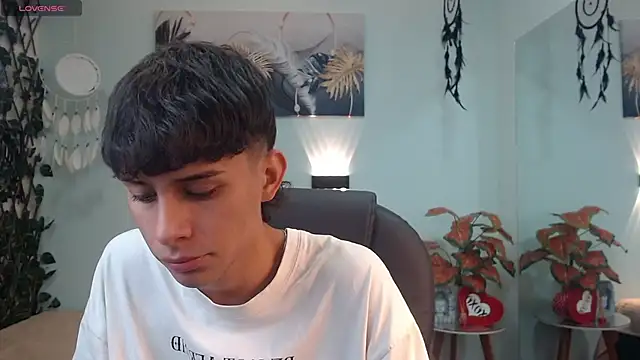 Snapshot of DraxBlade09 chatting on 02-04-26, 01:17 DraxBlade09 online show from 02-04-26, 01:17