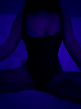 Amorous Nova62X online show from 12-19-25, 01:23