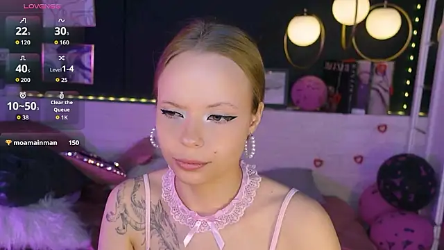 lucy loy online show from 02-15-26, 07:38