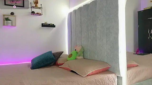  manumontoya online show from 02-06-26, 04:32