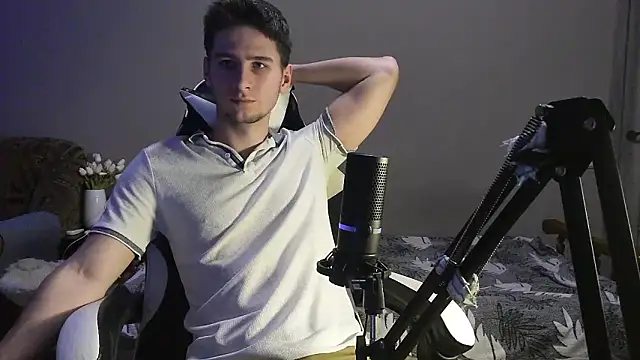 6thfingq online show from 11-19-25, 03:23