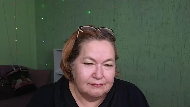 Snapshot of Nola_Nektar chatting on 11-19-25, 06:02 Nola Nektar online show from 11-19-25, 06:02