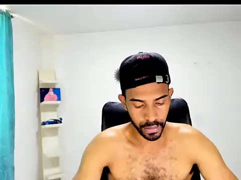 alberthot11 online show from 01-09-26, 05:37