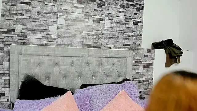 Anny willians online show from 11-29-25, 03:04