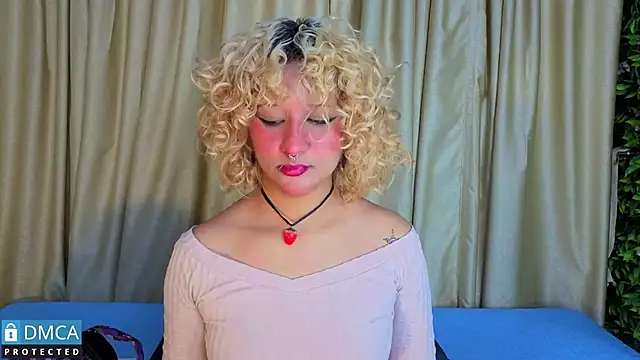 ahsly Zam online show from 02-18-26, 03:02