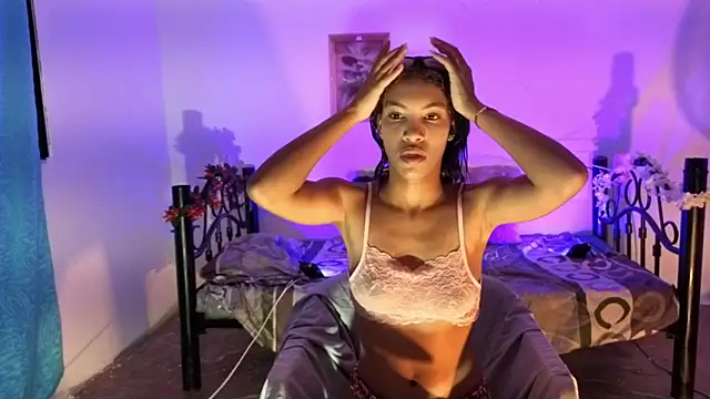 Snapshot of ginebra-n18 chatting on 12-01-25, 03:22 ginebra-n18 online show from 12-01-25, 03:22