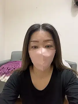 Snapshot of ---AN--- chatting on 01-14-26, 12:38 ---AN--- online show from 01-14-26, 12:38