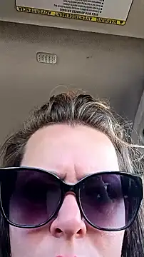 whitecream88 online show from 12-15-25, 06:01