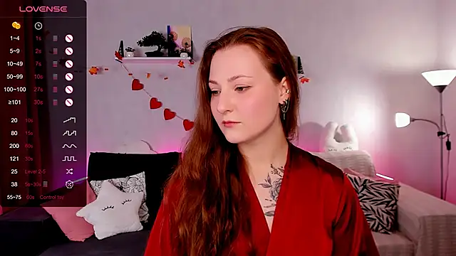 velvet cherry  online show from 11-29-25, 09:01