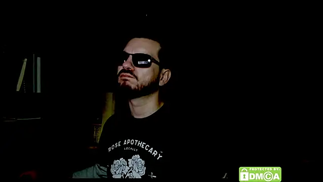 Snapshot of justshutupandwatch chatting on 12-14-25, 10:20 justshutupandwatch online show from 12-14-25, 10:20