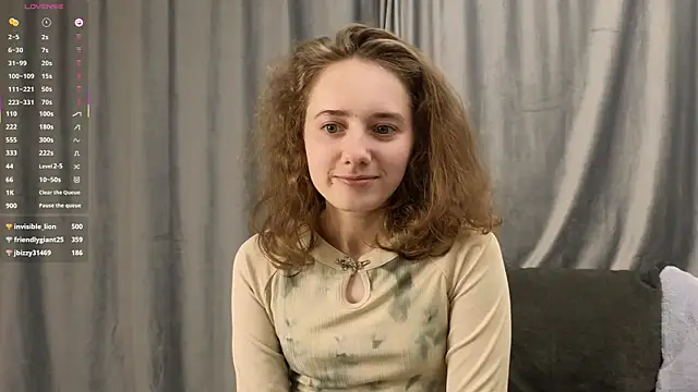 CuteLunette online show from 12-13-25, 07:53