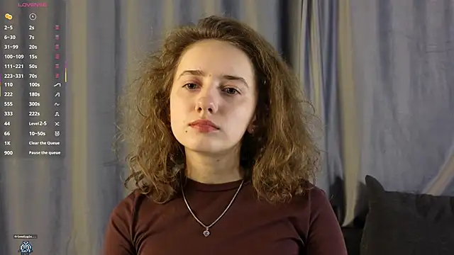 CuteLunette online show from 12-14-25, 03:06