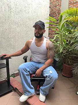 Mike savage3 online show from 11-25-25, 12:38