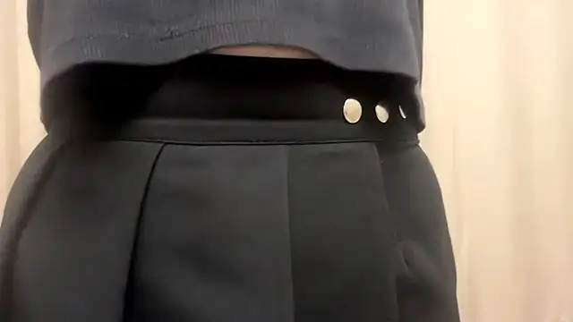 Snapshot of DivaRay chatting on 11-22-25, 12:04 DivaRay online show from 11-22-25, 12:04