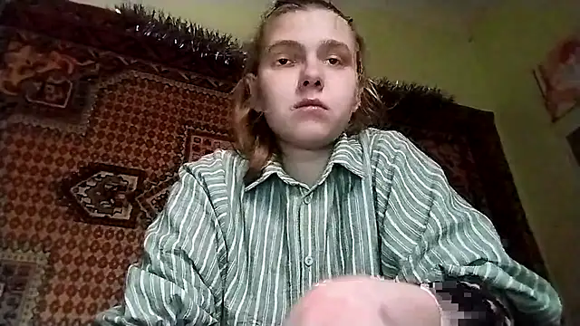 KikiBang online show from 12-21-25, 10:22