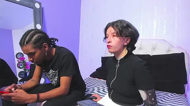 Snapshot of CoralAndOcean_ chatting on 12-15-25, 06:01 CoralAndOcean online show from 12-15-25, 06:01