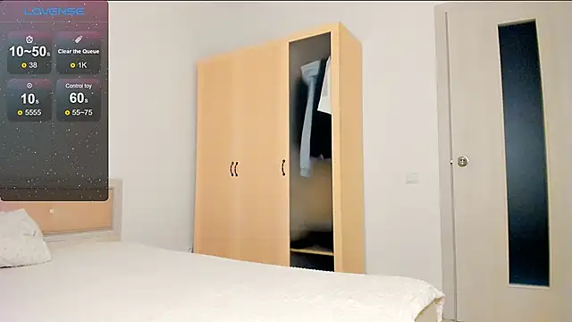 Snapshot of peachmary chatting on 12-05-25, 03:09 peachmary online show from 12-05-25, 03:09