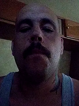 Snapshot of BigriskDaddy92 chatting on 11-19-25, 07:03 BigriskDaddy92 online show from 11-19-25, 07:03