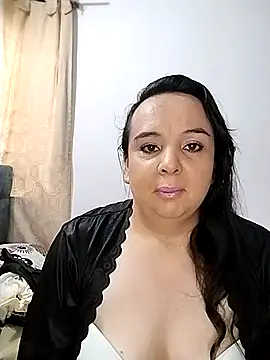 Ivonne 17 online show from 11-20-25, 05:23