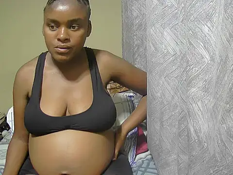 PregiiCaramellxx online show from 11-20-25, 05:01