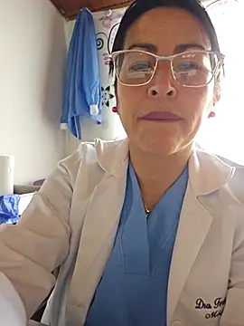 Snapshot of JustSamantha_ chatting on 12-01-25, 12:54 JustSamantha online show from 12-01-25, 12:54