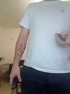 Snapshot of CoupleGoat chatting on 02-21-26, 02:23 CoupleGoat online show from 02-21-26, 02:23