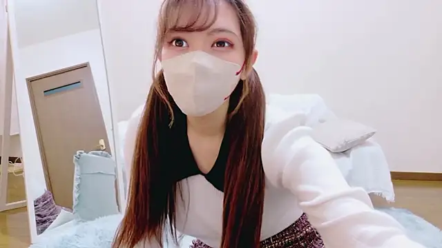 Nami-jpn online show from 01-17-26, 01:32