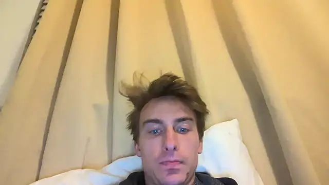 Snapshot of TexasTweaker26 chatting on 02-01-26, 03:27 TexasTweaker26 online show from 02-01-26, 03:27