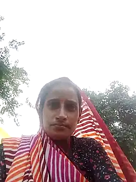 Xxx suhana online show from 11-22-25, 10:14