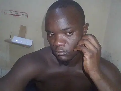 UsTwo  online show from 12-02-25, 09:32