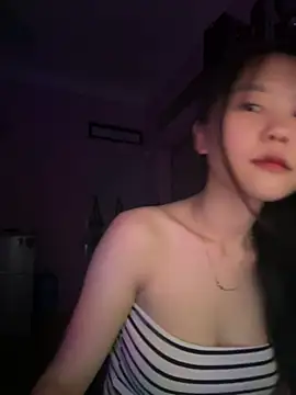 Kiee-lee online show from 04-08-26, 04:07