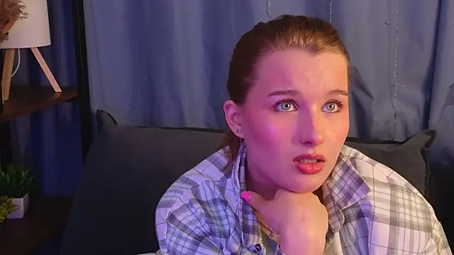 ImiMonroe online show from 04-23-26, 04:24