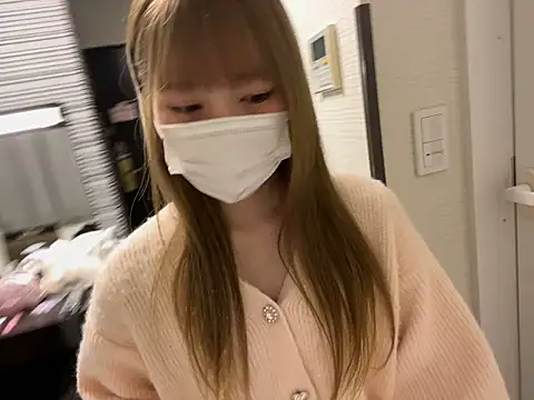 Snapshot of binyu_rua chatting on 12-03-25, 02:48 binyu rua online show from 12-03-25, 02:48