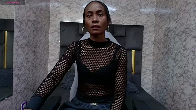 Miss Shabrall23 online show from 11-20-25, 04:07