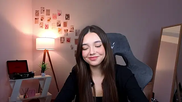 Snapshot of Vexorine chatting on 01-31-26, 07:23 Vexorine online show from 01-31-26, 07:23