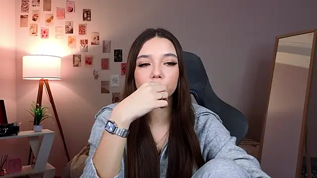 Snapshot of Vexorine chatting on 02-06-26, 07:28 Vexorine online show from 02-06-26, 07:28