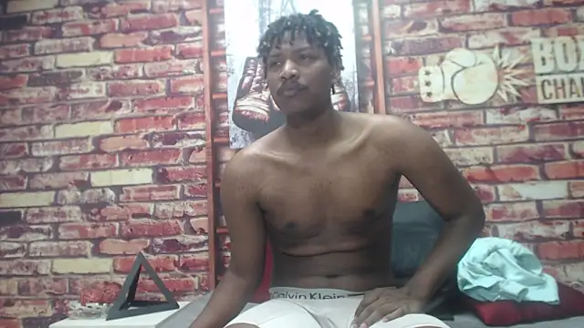 Snapshot of BlackAndAxel chatting on 12-03-25, 10:41 BlackAndAxel online show from 12-03-25, 10:41