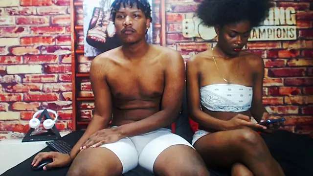 Snapshot of BlackAndAxel chatting on 12-14-25, 10:14 BlackAndAxel online show from 12-14-25, 10:14