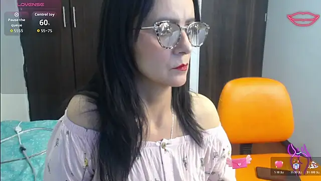 Juliana  lx online show from 11-25-25, 01:11