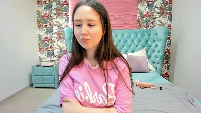 MonicaSway online show from 12-05-25, 04:03