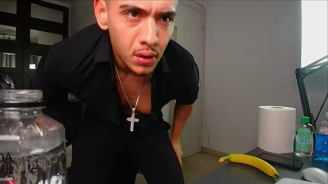 ElijahThorne online show from 01-09-26, 04:04