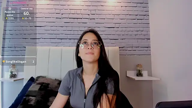 Snapshot of SophieeMoore chatting on 02-07-26, 01:59 SophieeMoore online show from 02-07-26, 01:59