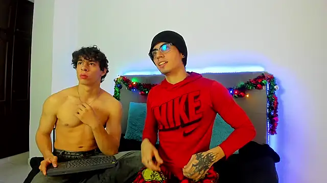 Snapshot of eren_jeager chatting on 12-23-25, 12:52 eren jeager online show from 12-23-25, 12:52