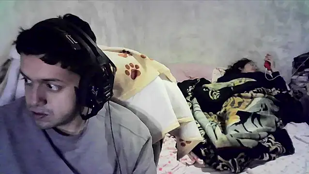 Snapshot of Giby_Grace chatting on 12-14-25, 12:49 Giby Grace online show from 12-14-25, 12:49