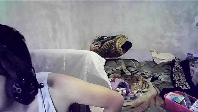 Giby Grace online show from 12-21-25, 11:23